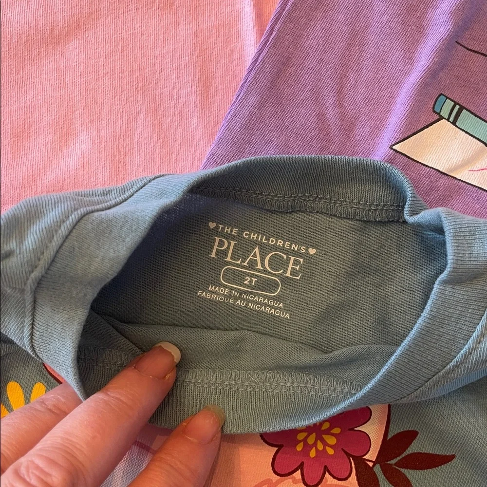 The Children's Place Colorful Graphic T-Shirts set of three nwt 2T